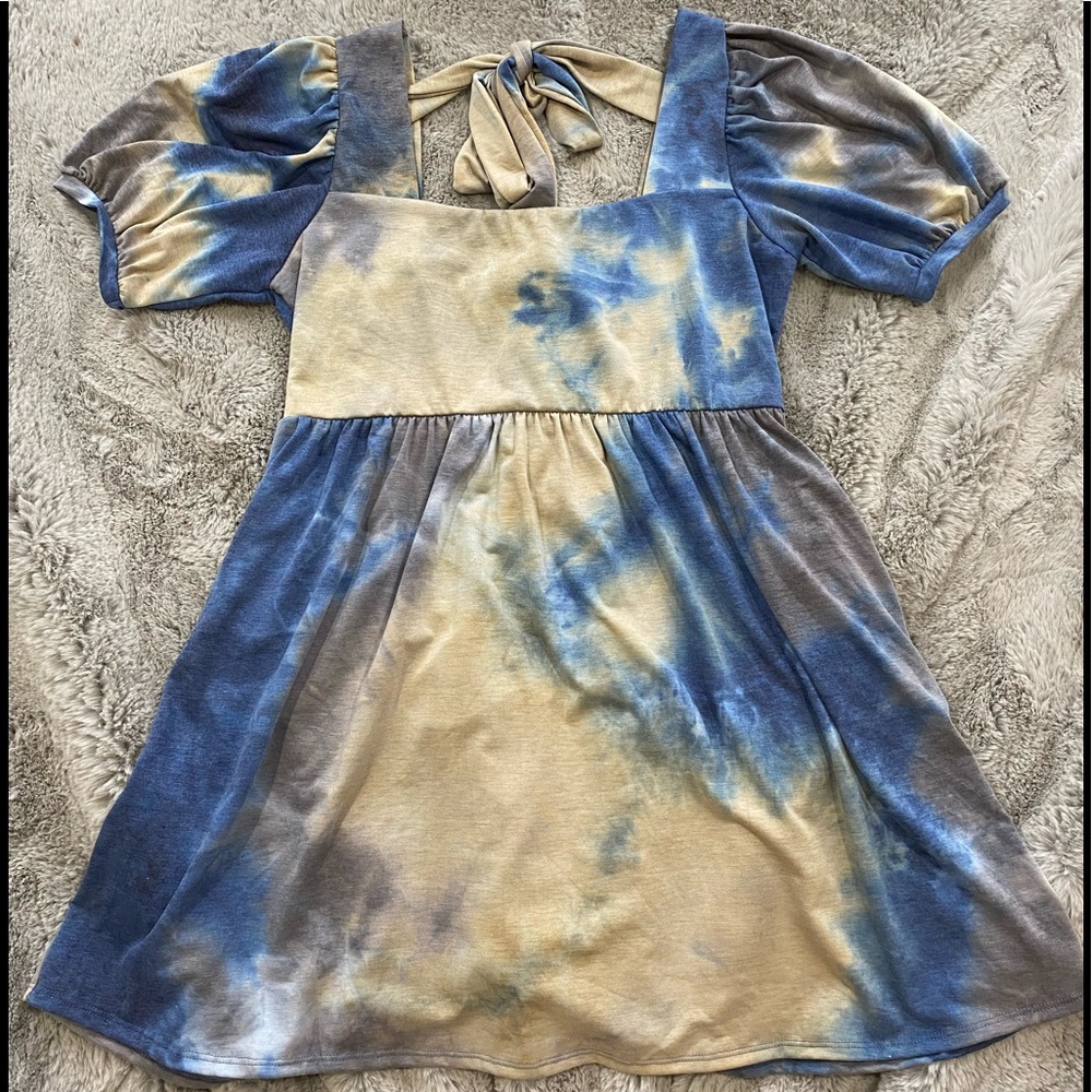 NWT Tie back tie dye boutique dress